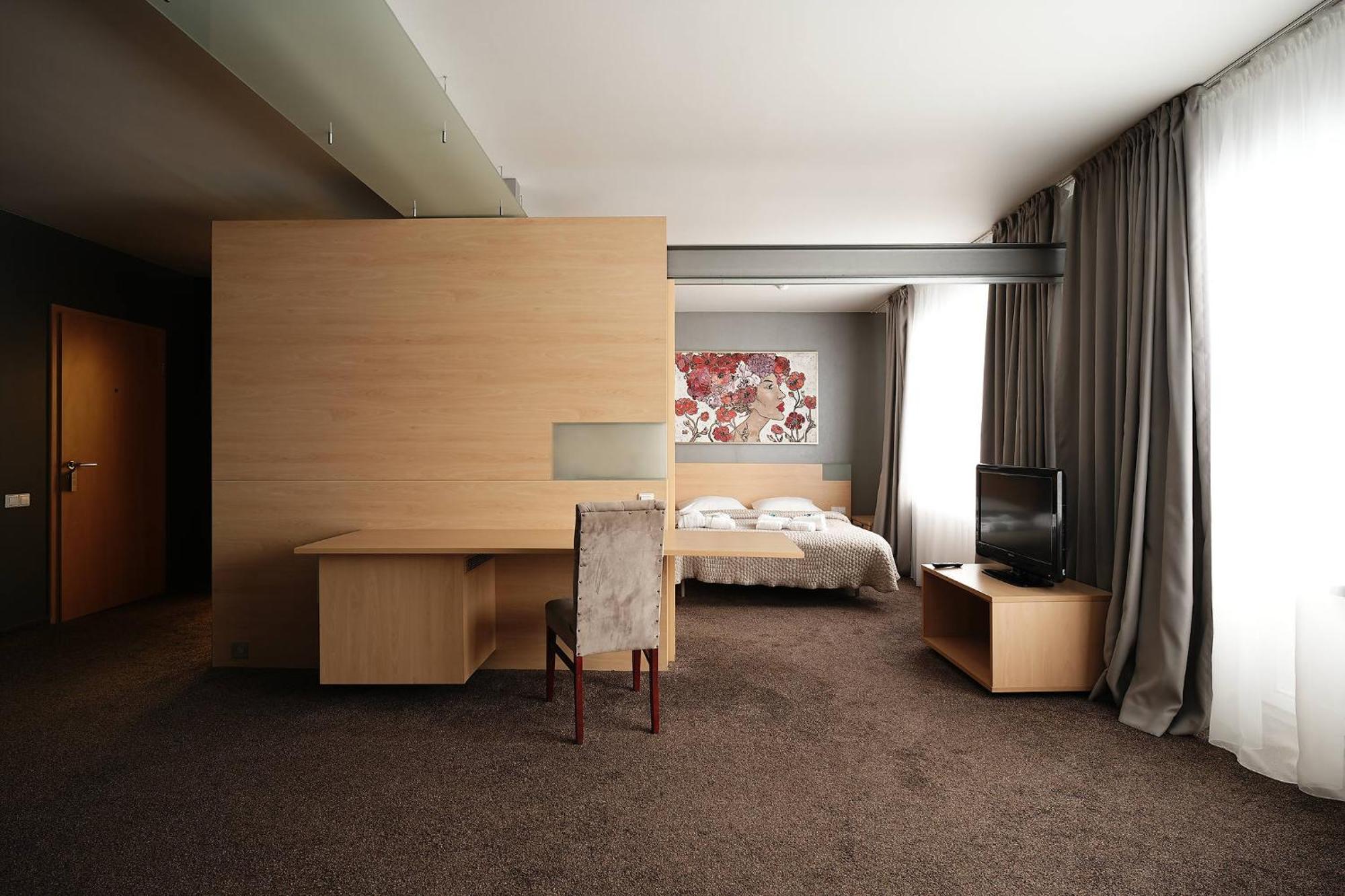 Hotel Navalis, Клайпеда Экстерьер фото